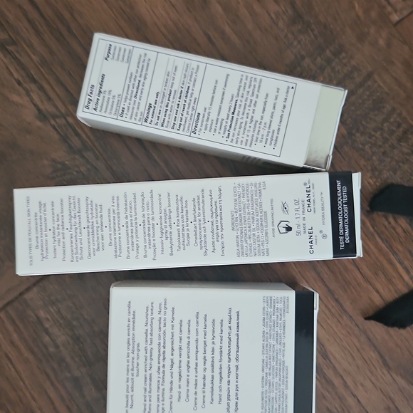 3pc Empty Chanel boxes Ribbon - Picture 4 of 6